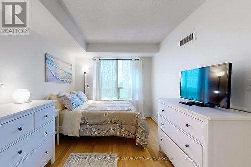 611 - 18 Harrison Garden Boulevard W, Toronto, ON - Indoor Photo Showing Bedroom