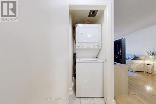 611 - 18 Harrison Garden Boulevard W, Toronto, ON - Indoor Photo Showing Laundry Room