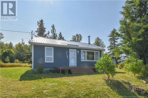 26 Napoleon Road, Caraquet, NB 