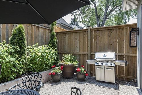 109 Kent Street, Hamilton, ON - Outdoor With Exterior