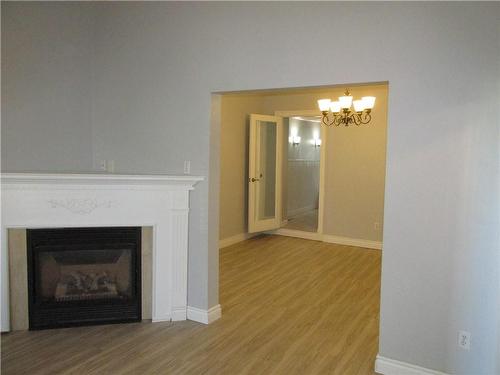 86 Earl Street, Hamilton, ON - Indoor Photo Showing Living Room With Fireplace