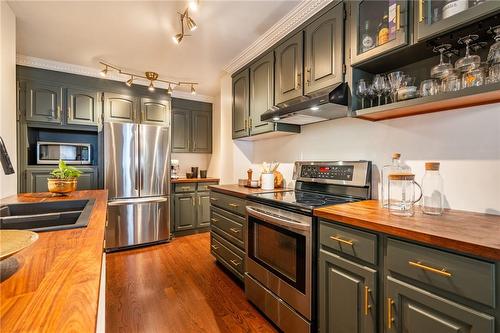 Kitchen - 434 Jackson Street W, Hamilton, ON - Indoor Photo Showing Kitchen With Double Sink With Upgraded Kitchen