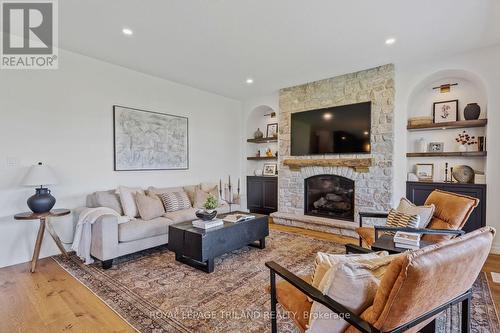 57 Greenbrier Ridge, Thames Centre (Dorchester), ON - Indoor Photo Showing Living Room With Fireplace