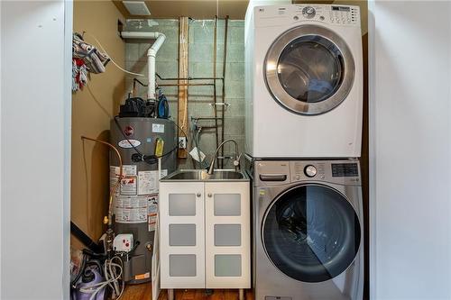 384 Limeridge Road E|Unit #11, Hamilton, ON - Indoor Photo Showing Laundry Room