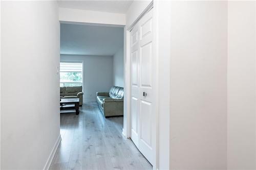 384 Limeridge Road E|Unit #11, Hamilton, ON - Indoor Photo Showing Other Room