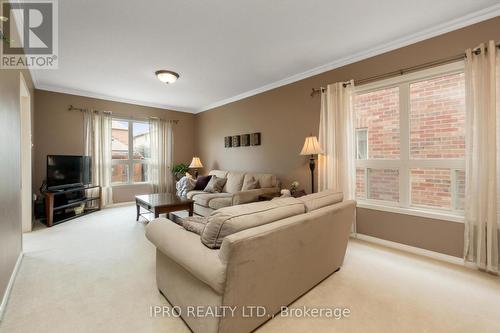 168 Binder Twine Trail, Brampton (Fletcher'S Creek Village), ON - Indoor Photo Showing Living Room