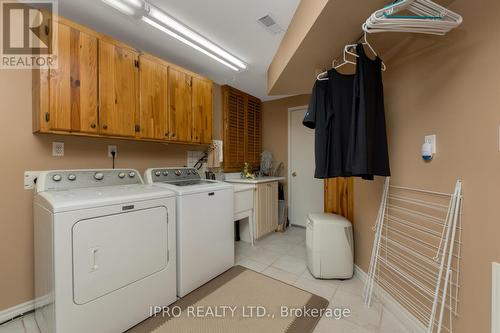 168 Binder Twine Trail, Brampton (Fletcher'S Creek Village), ON - Indoor Photo Showing Laundry Room