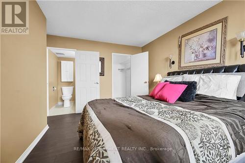 1005 - 2301 Derry Road W, Mississauga (Meadowvale), ON - Indoor Photo Showing Bedroom