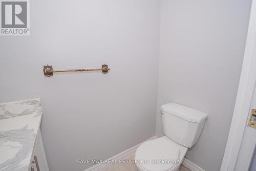 #1101 - 17 Knightsbridge Road, Brampton (Queen Street Corridor), ON - Indoor Photo Showing Bathroom