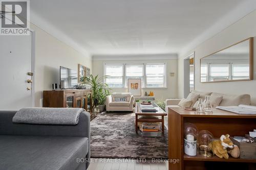 16 - 288 Reynolds Street, Oakville (Old Oakville), ON - Indoor Photo Showing Living Room