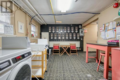 16 - 288 Reynolds Street, Oakville (Old Oakville), ON - Indoor Photo Showing Laundry Room