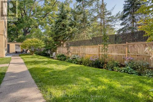 16 - 288 Reynolds Street, Oakville, ON - Outdoor