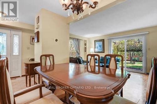 11 Gailwood Court E, Brampton (Northgate), ON - Indoor Photo Showing Dining Room