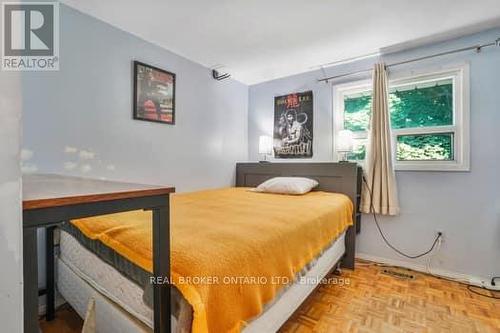 11 Gailwood Court E, Brampton (Northgate), ON - Indoor Photo Showing Bedroom