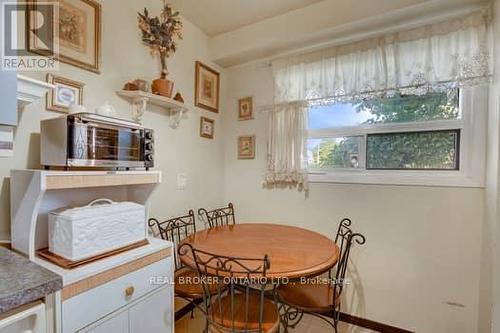 11 Gailwood Court E, Brampton (Northgate), ON - Indoor Photo Showing Dining Room