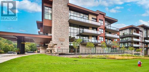 145 - 1575 Lakeshore Road W, Mississauga, ON - Outdoor With Balcony