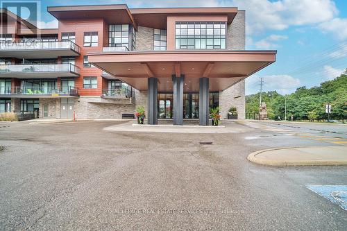 145 - 1575 Lakeshore Road W, Mississauga, ON - Outdoor With Balcony