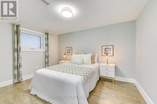 1232 Falgarwood Drive, Oakville (Iroquois Ridge South), ON - Indoor Photo Showing Bedroom