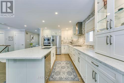 1232 Falgarwood Drive, Oakville (Iroquois Ridge South), ON - Indoor Photo Showing Kitchen With Double Sink With Upgraded Kitchen