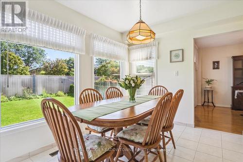 4135 Independence Avenue, Mississauga, ON - Indoor Photo Showing Dining Room