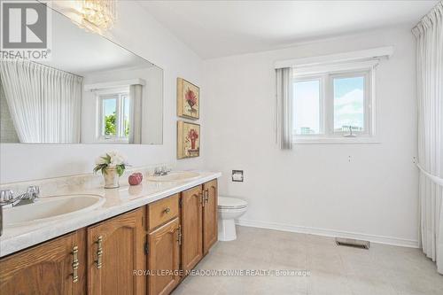 4135 Independence Avenue, Mississauga (Rathwood), ON - Indoor Photo Showing Bathroom