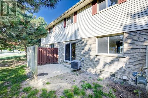 476 Kingscourt Drive Unit# 20, Waterloo, ON - Outdoor