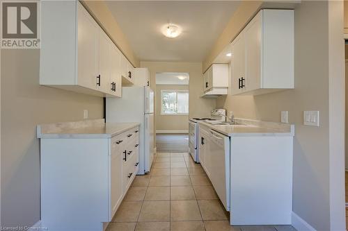 476 Kingscourt Drive Unit# 20, Waterloo, ON - Indoor Photo Showing Kitchen