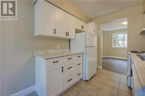 476 Kingscourt Drive Unit# 20, Waterloo, ON - Indoor Photo Showing Kitchen