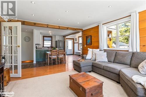 3 Lambs Lane, Fenelon Falls, ON - Indoor Photo Showing Living Room