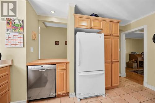 78 Valleyview Drive, Hamilton, ON - Indoor Photo Showing Laundry Room