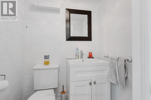 463 Niagara Boulevard, Fort Erie, ON - Indoor Photo Showing Bathroom