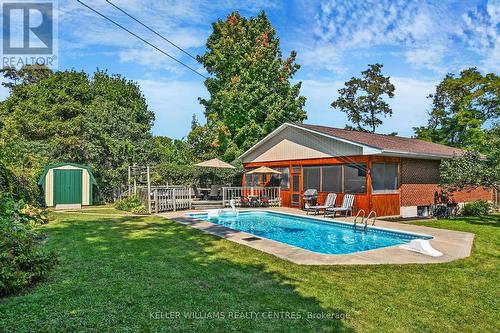 121 Queen Street, Kawartha Lakes, ON - Outdoor With In Ground Pool With Backyard