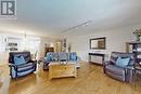 121 Queen Street, Kawartha Lakes, ON  - Indoor Photo Showing Living Room 