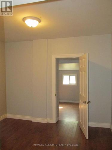 86 Earl Street, Hamilton, ON - Indoor Photo Showing Other Room