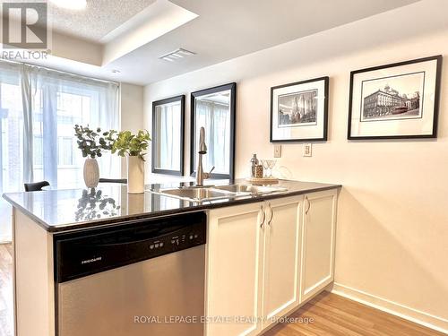 Unit #3 - 8 Florence Wyle Lane, Toronto (South Riverdale), ON - Indoor Photo Showing Kitchen With Double Sink