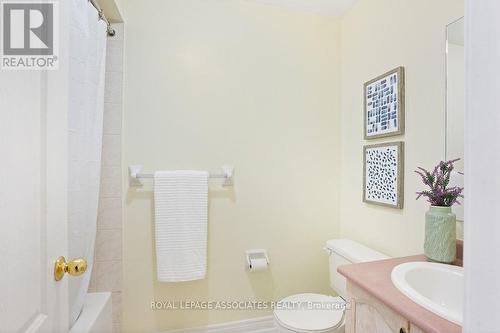 41 Red Hawk Road, Toronto (Malvern), ON - Indoor Photo Showing Bathroom