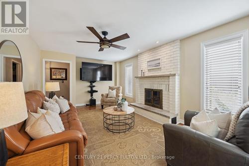 28 White Cliffe Drive, Clarington (Courtice), ON - Indoor Photo Showing Living Room With Fireplace