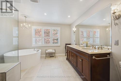 28 White Cliffe Drive, Clarington (Courtice), ON - Indoor Photo Showing Bathroom