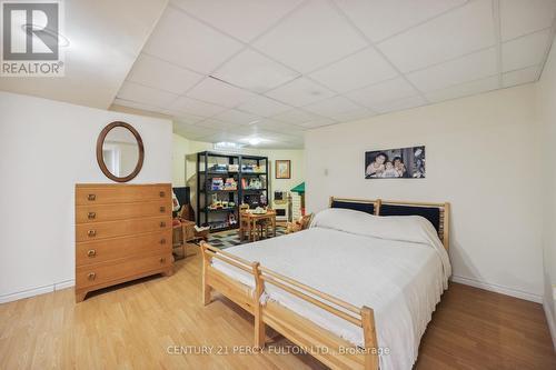 28 White Cliffe Drive, Clarington (Courtice), ON - Indoor Photo Showing Bedroom