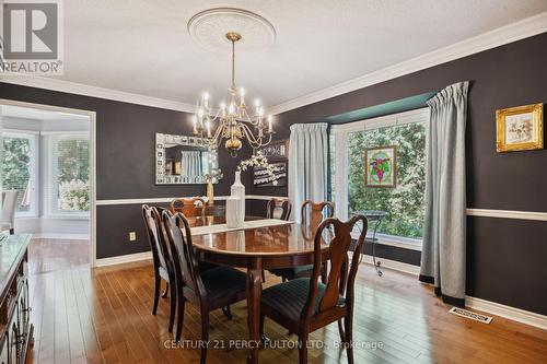 28 White Cliffe Drive, Clarington (Courtice), ON - Indoor Photo Showing Dining Room