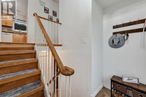 226 Thornton Avenue, Essa, ON - Indoor Photo Showing Other Room