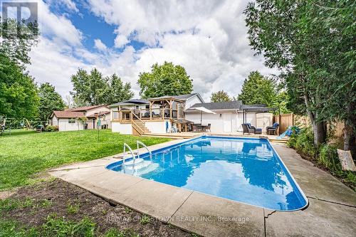 226 Thornton Avenue, Essa, ON - Outdoor With In Ground Pool With Backyard