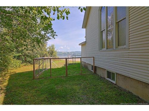 6682 Route 102, Prince William, NB 