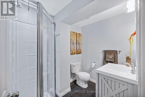 9 Wyndham Circle, Georgina (Sutton & Jackson'S Point), ON - Indoor Photo Showing Bathroom