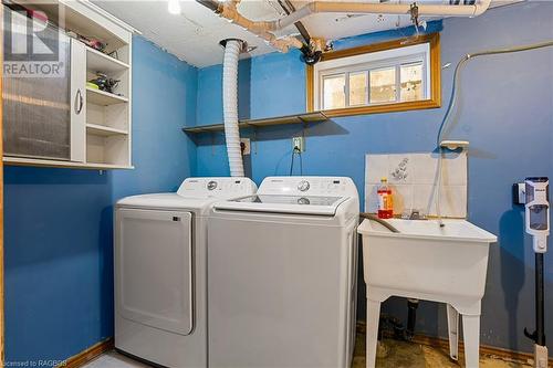 708 5Th Street E, Owen Sound, ON - Indoor Photo Showing Laundry Room