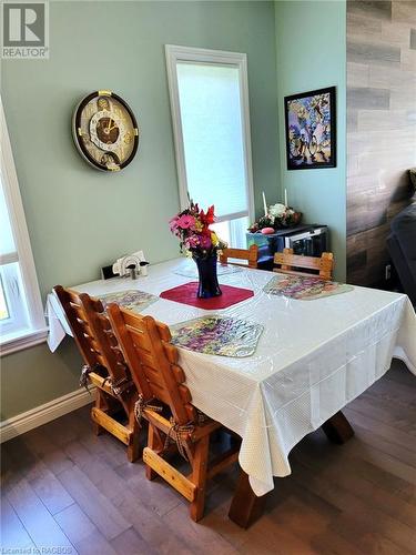 31 Grayview Drive, Markdale, ON - Indoor Photo Showing Dining Room