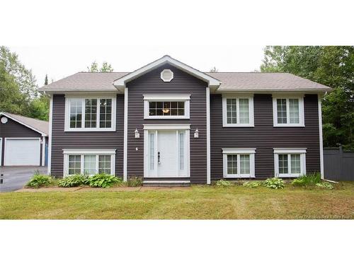 6 Irene St, Burton, NB 