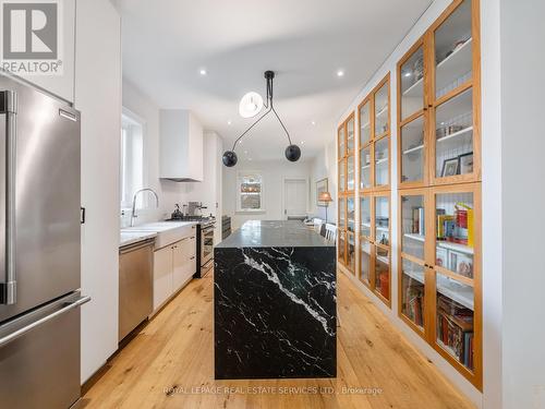 137 Dovercourt Road, Toronto (Trinity-Bellwoods), ON - Indoor Photo Showing Kitchen