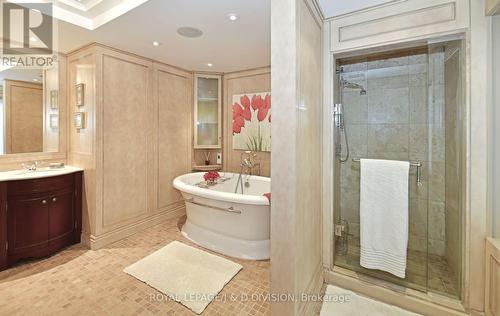 254 Russell Hill Road, Toronto (Casa Loma), ON - Indoor Photo Showing Bathroom