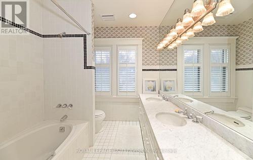 254 Russell Hill Road, Toronto (Casa Loma), ON - Indoor Photo Showing Bathroom